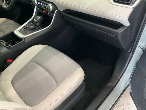 Used 2023 Toyota RAV4 XLE Premium AWD/4WD image 25