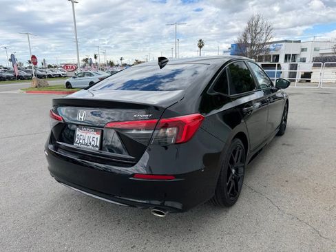 Used 2023 Honda Civic Sport image 6