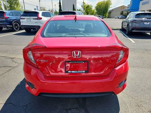 Used 2017 Honda Civic EX image 5