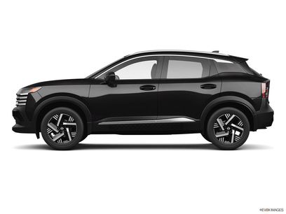 New 2026 Nissan Kicks SR w/ Cold Weather Package