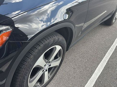 Used 2017 Mercedes-Benz GLC 300 image 12