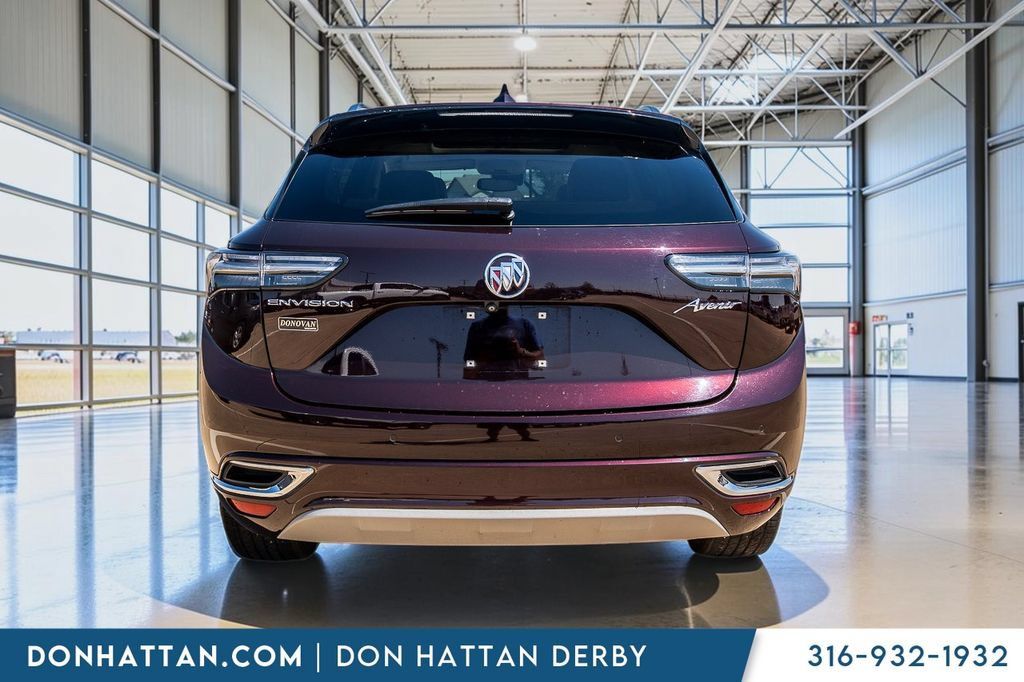 Used 2022 Buick Envision Avenir w/ Premium Seat Package FWD image 30