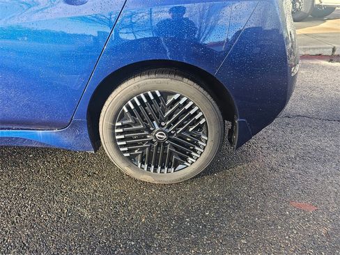 Used 2023 Nissan Leaf SV Plus image 9