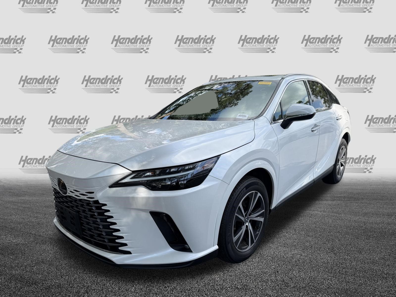 Used 2023 Lexus RX 350h w/ Accessory Package (2T) AWD/4WD image 5