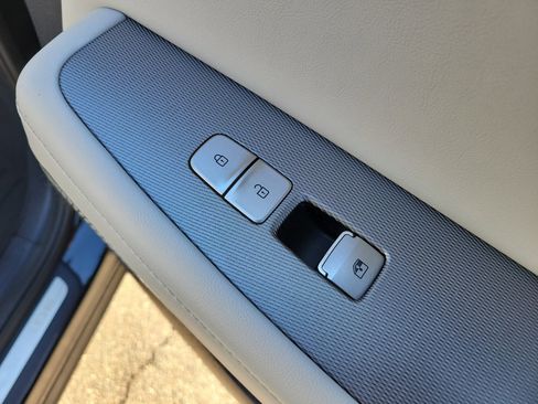 Used 2021 Hyundai Palisade Limited image 11