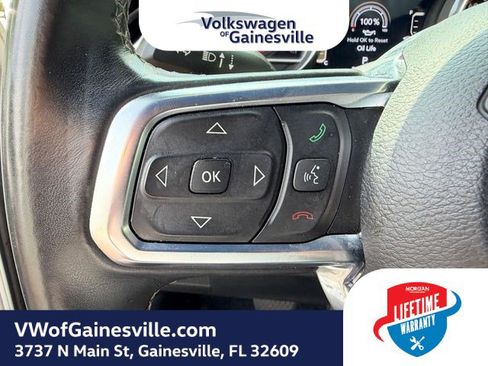 Used 2018 Jeep Wrangler Unlimited Sahara AWD/4WD image 22