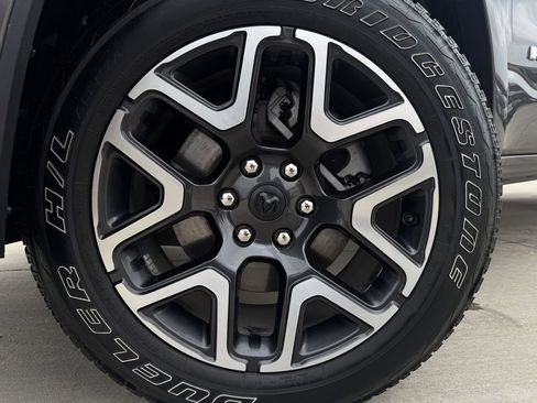 Used 2025 RAM 1500 Laramie w/ Sport Appearance Package AWD/4WD image 11