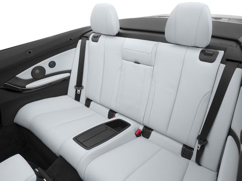 Used 2016 BMW M4 Convertible image 25