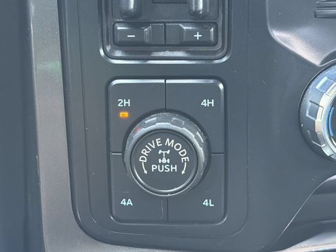 Used 2023 Ford F150 Lariat AWD/4WD image 26