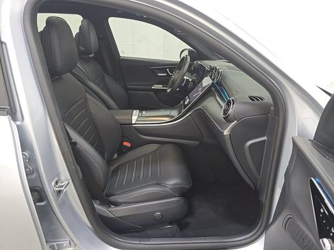 Used 2024 Mercedes-Benz GLC 300 w/ AMG Line image 8