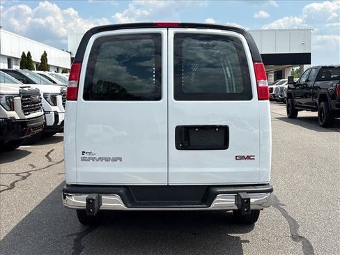 Certified 2024 GMC Savana 2500 w/ Driver Convenience Package RWD image 5
