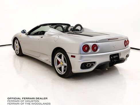 Used 2004 Ferrari 360 Spider RWD image 2