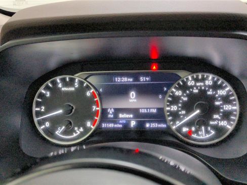 Used 2021 Nissan Rogue S AWD/4WD image 28