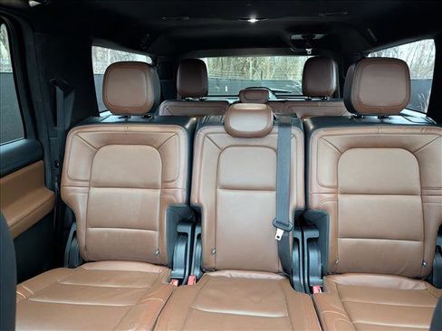 Certified 2023 Lincoln Navigator L Reserve image 22