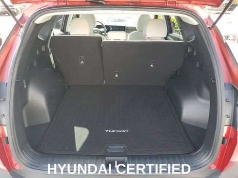 Certified 2025 Hyundai Tucson SE FWD image 27