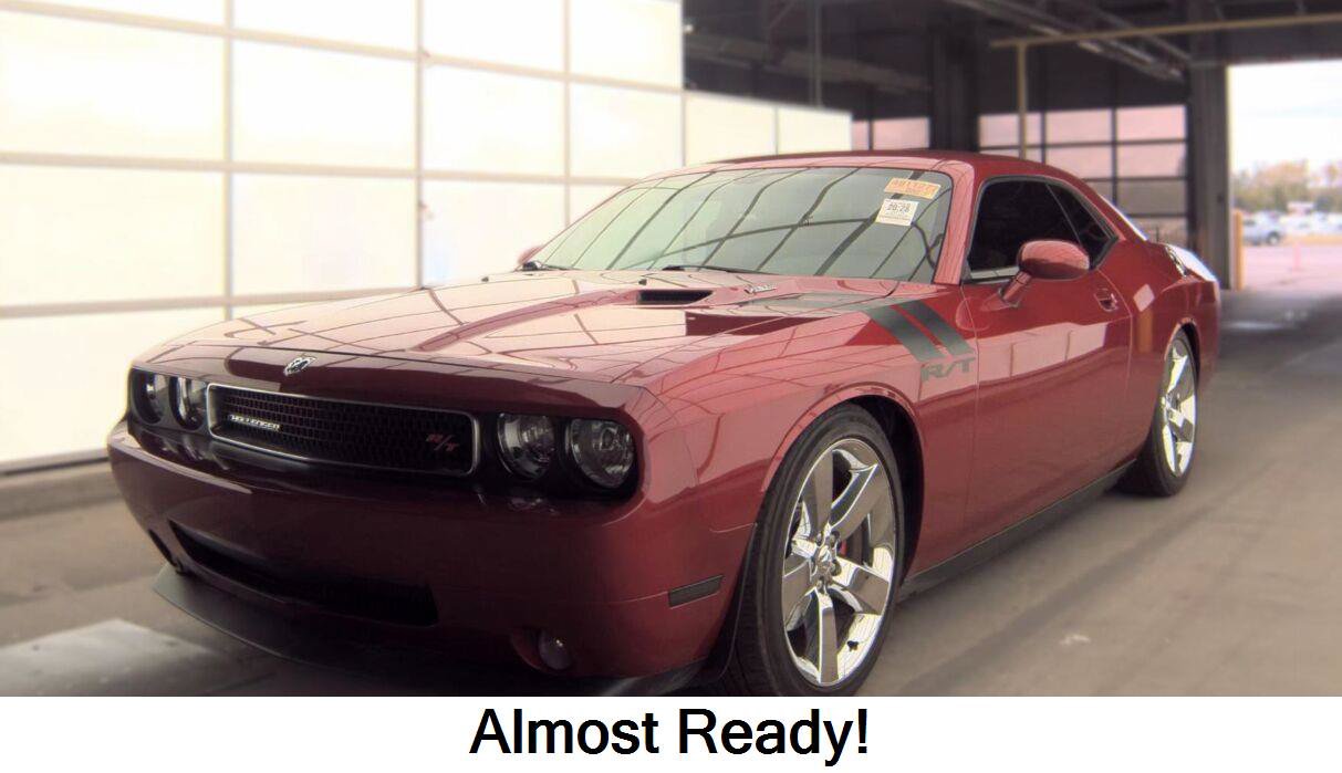 Used 2010 Dodge Challenger R/T RWD image 1