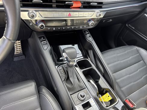 Certified 2024 Kia Telluride SX Prestige image 30