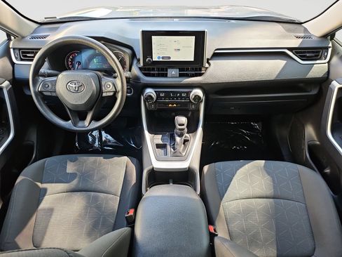 Used 2024 Toyota RAV4 XLE FWD image 16