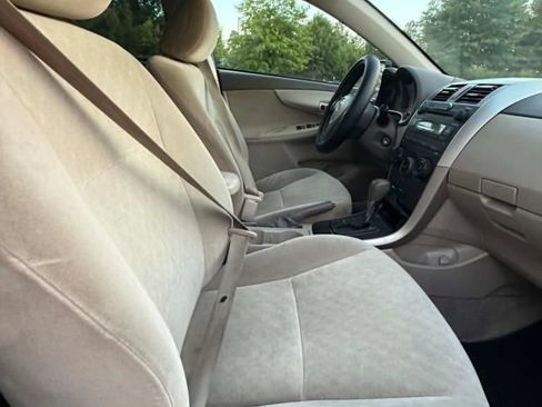 Used 2009 Toyota Corolla FWD image 11