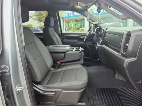 Certified 2025 Chevrolet Silverado 2500 LT w/ Convenience Package image 23