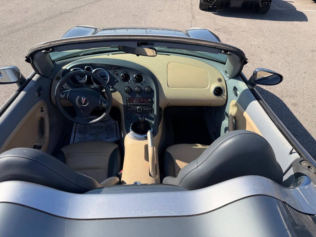 Used 2006 Pontiac Solstice Convertible w/ Premium Package RWD image 45