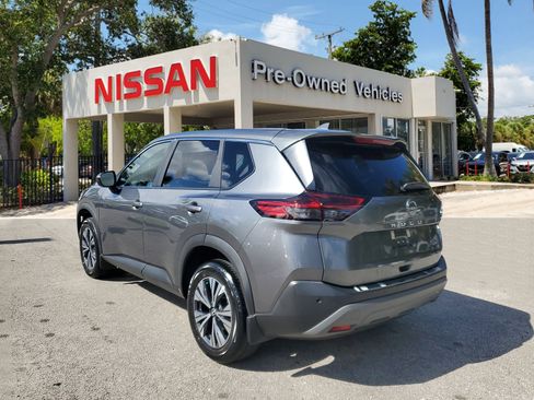 Certified 2023 Nissan Rogue SV image 6