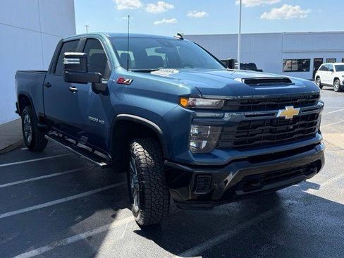 Used 2026 Chevrolet Silverado 2500 Custom AWD/4WD image 16
