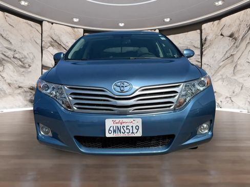 Used 2012 Toyota Venza XLE FWD image 2