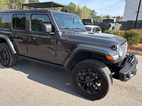 Used 2025 Jeep Wrangler Backcountry AWD/4WD image 5