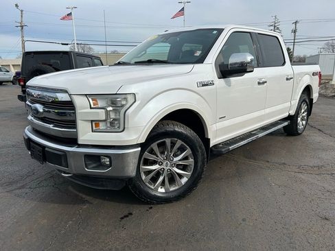 Used 2015 Ford F150 Lariat w/ Equipment Group 502A Luxury image 8