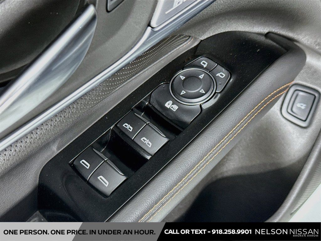 Used 2021 Cadillac CT4 V w/ Technology Package RWD image 18
