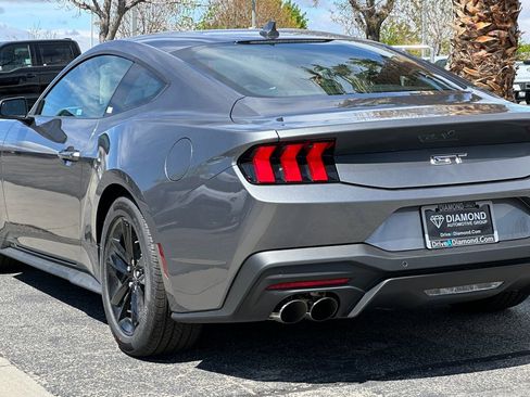 New 2026 Ford Mustang GT RWD image 5