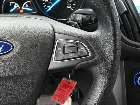 Used 2017 Ford Escape SE w/ Equipment Group 201A image 29