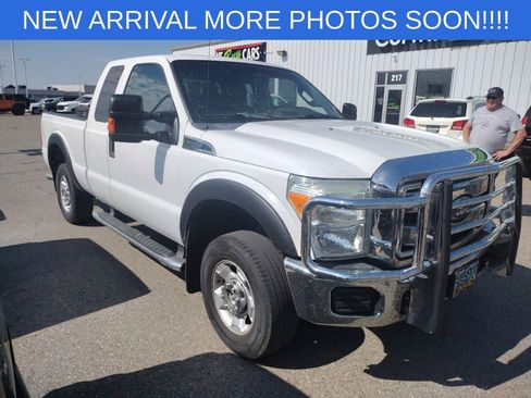 Used 2011 Ford F250 XLT w/ XLT Interior Pkg AWD/4WD image 3