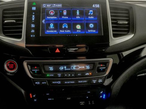 Used 2016 Honda Pilot Elite image 25
