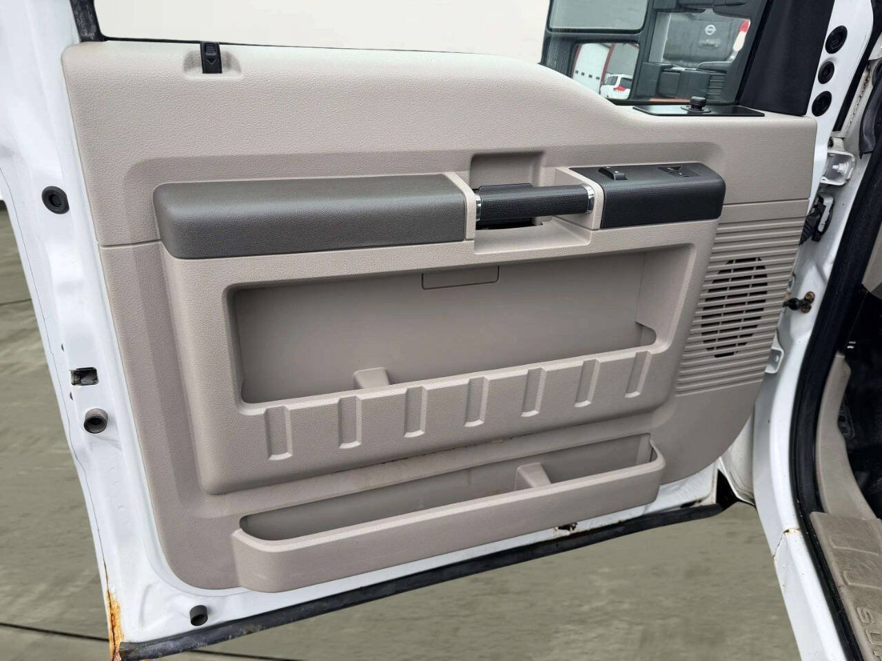 Used 2009 Ford F250 XL AWD/4WD image 12
