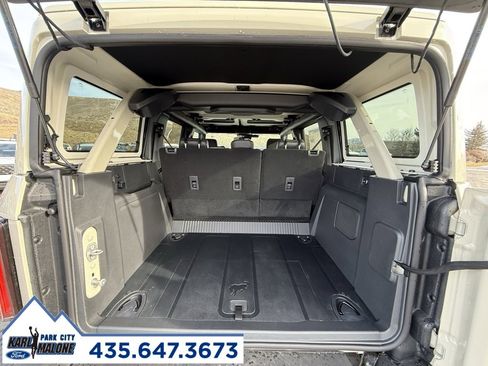 New 2025 Ford Bronco Badlands image 16