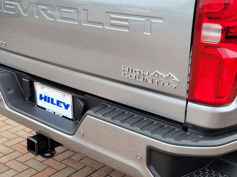 New 2026 Chevrolet Silverado 3500 High Country w/ Technology Package AWD/4WD image 4