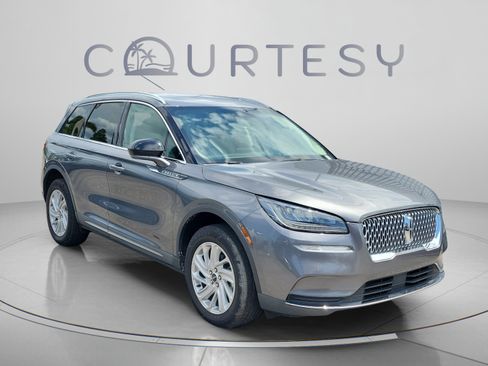 Used 2021 Lincoln Corsair FWD w/ Convenience Package image 4