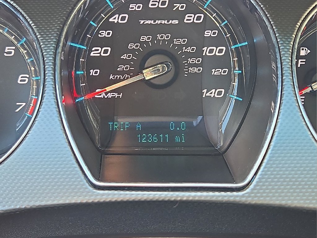 Used 2011 Ford Taurus SEL w/ 201A Rapid Spec Order Code FWD image 20