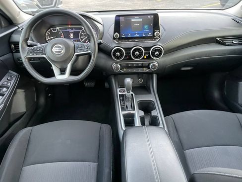 Certified 2023 Nissan Sentra SV FWD image 9