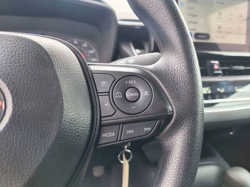 Used 2024 Toyota Corolla LE image 16