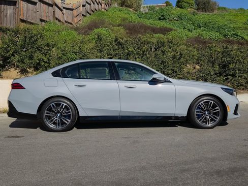 New 2026 BMW 530i w/ M Sport Package image 4