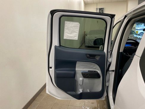 New 2025 Ford Maverick XLT image 15