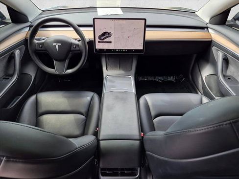 Used 2023 Tesla Model 3 Standard Range RWD image 17