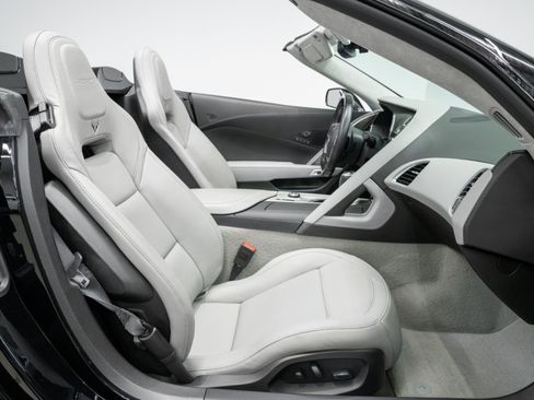 Used 2019 Chevrolet Corvette ZR1 RWD image 34