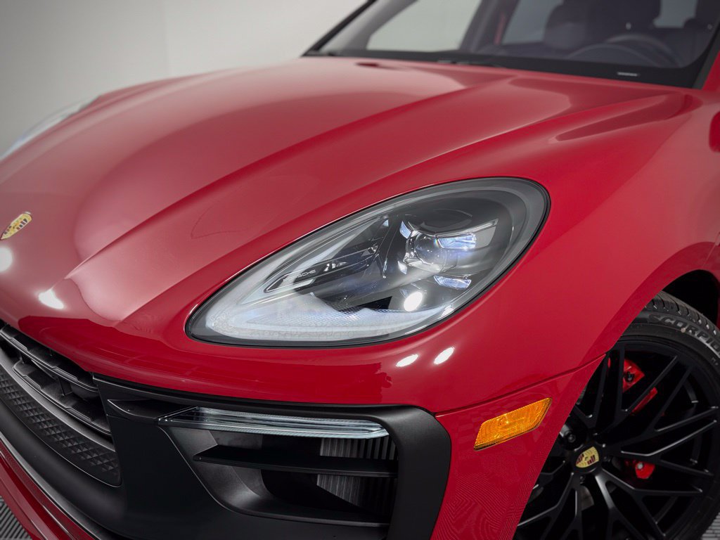 New 2026 Porsche Macan GTS AWD/4WD image 11