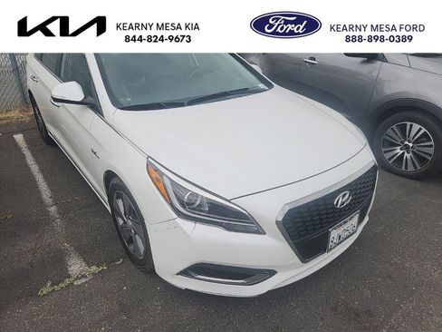 Used 2016 Hyundai Sonata Limited FWD image 1