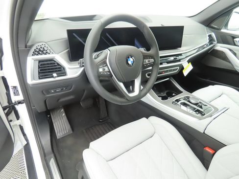 Used 2026 BMW X5 xDrive40i w/ Climate Comfort Package AWD/4WD image 10