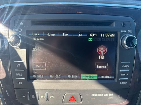 Used 2017 Buick Enclave Leather image 15